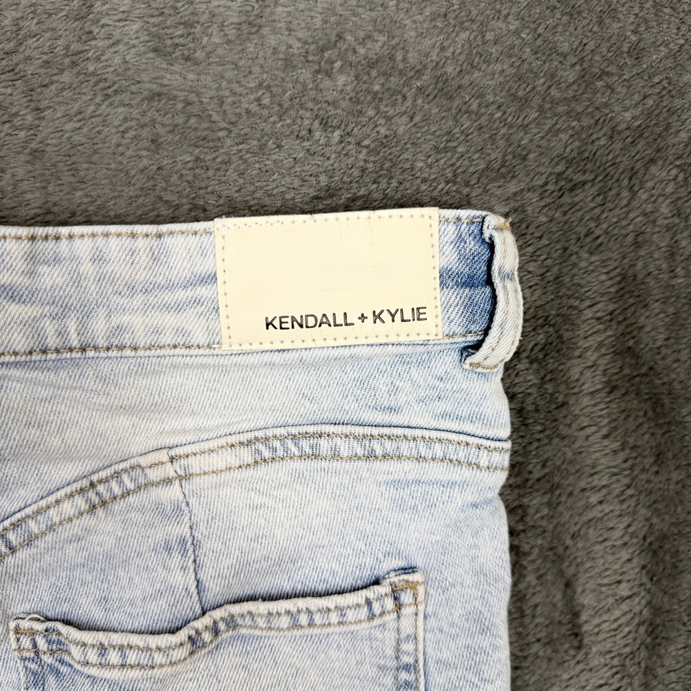 Kendall + Kylie The Icon Short Distressed‎ Denim Frayed Hem Light Wash Women's - Picture 4 of 12